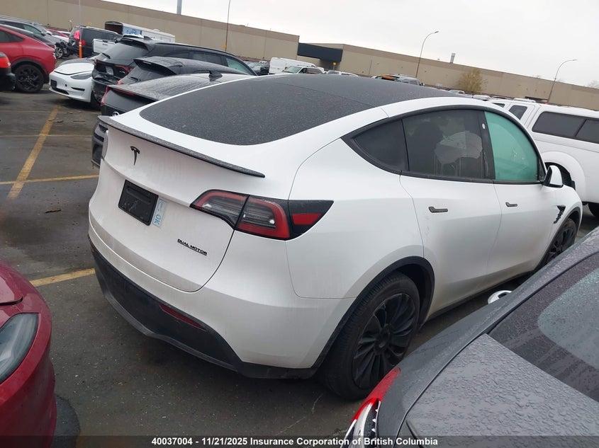 LRWYGDFD1PC930995 2023 TESLA MODEL Y photo no. 4