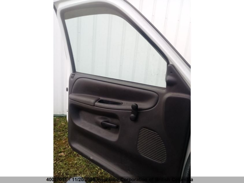 2000 Dodge Ram 1500 VIN: 1B7HC16Y5YS605452 Lot: 40037011