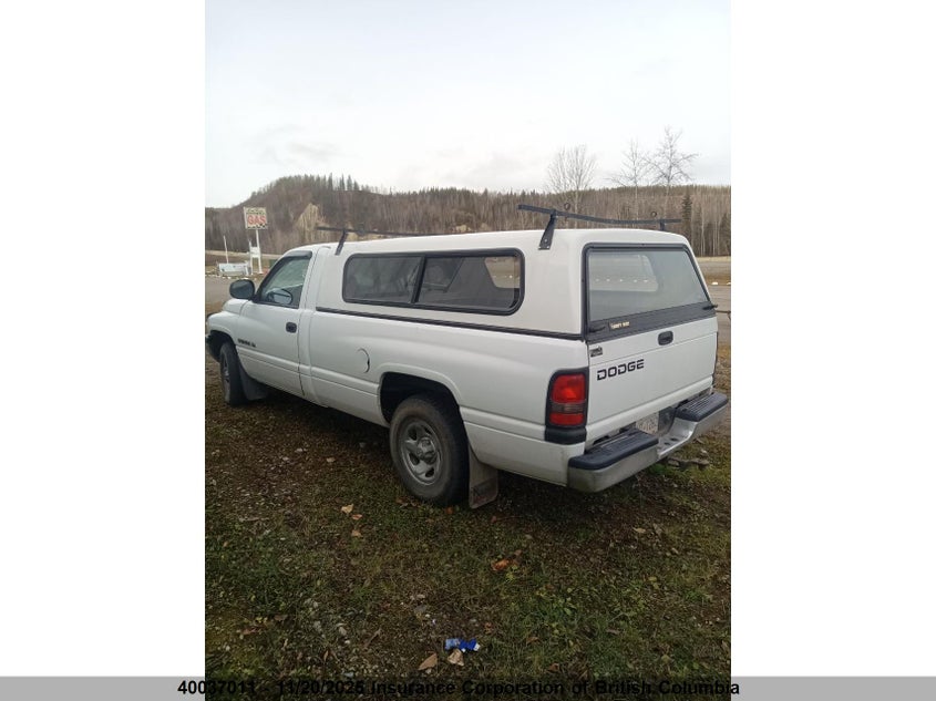 1B7HC16Y5YS605452 2000 DODGE RAM photo no. 3