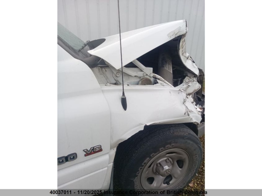 2000 Dodge Ram 1500 VIN: 1B7HC16Y5YS605452 Lot: 40037011