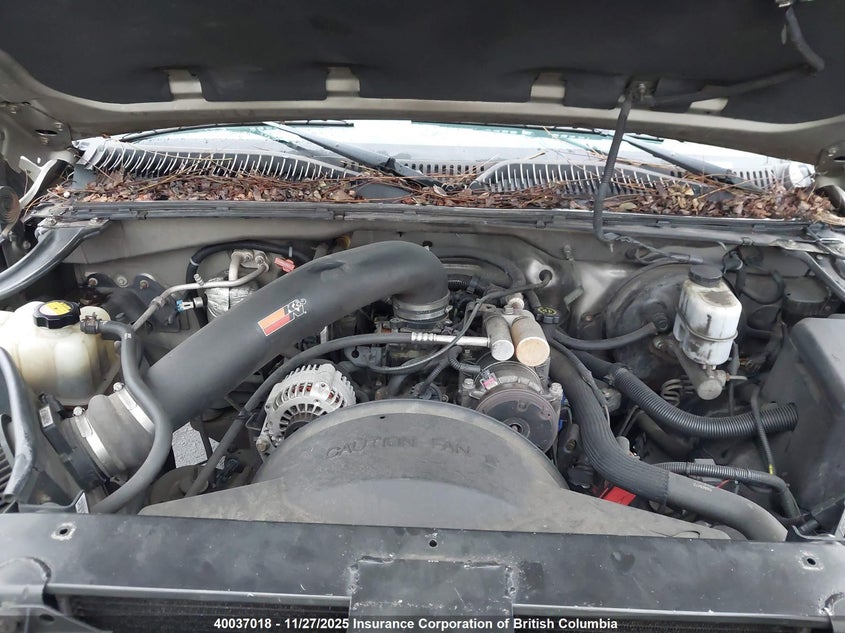 2000 Chevrolet Silverado C1500 VIN: 1GCEC14WXYZ289753 Lot: 40037018