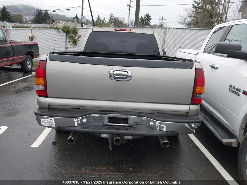 2000 Chevrolet Silverado C1500 VIN: 1GCEC14WXYZ289753 Lot: 40037018