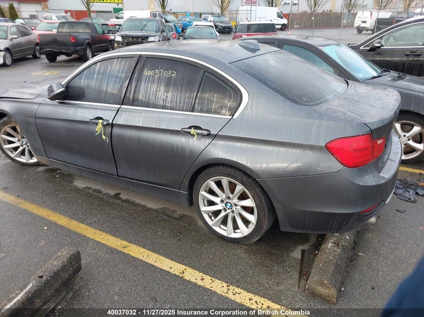 WBA3C3C51EF983799 2014 BMW 3ER photo no. 3