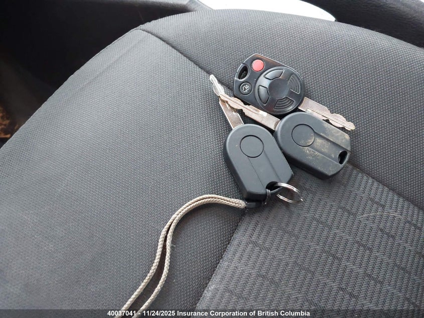 2011 Ford Fusion Se VIN: 3FAHP0HA9BR158065 Lot: 40037041