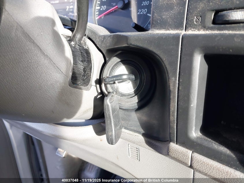 1N6AF0KY9DN105499 2013 NISSAN NV photo no. 11