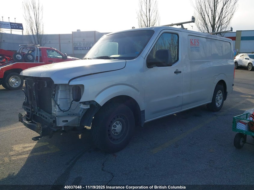 1N6AF0KY9DN105499 2013 NISSAN NV photo no. 2