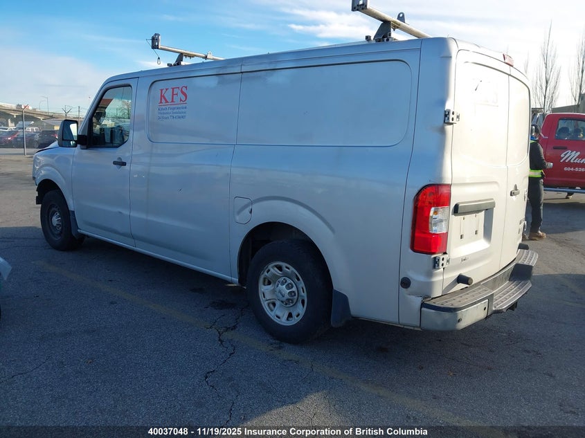 1N6AF0KY9DN105499 2013 NISSAN NV photo no. 3