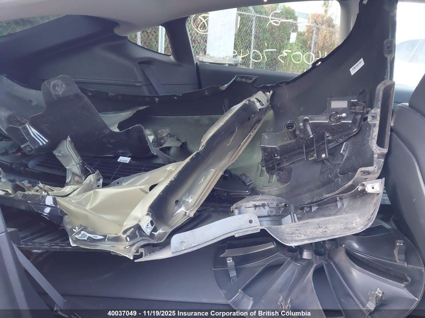 LRWYGDEE9RC661724 2024 TESLA MODEL Y photo no. 12