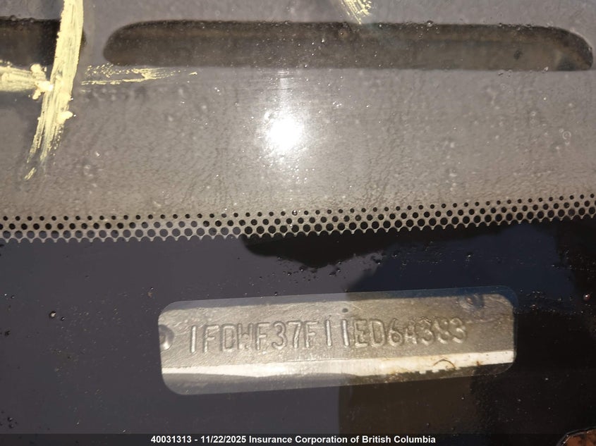 2001 Ford F350 Super Duty VIN: 1FDWF37F11ED64383 Lot: 40031313