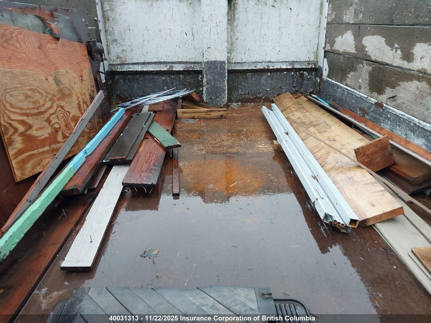 2001 Ford F350 Super Duty VIN: 1FDWF37F11ED64383 Lot: 40031313