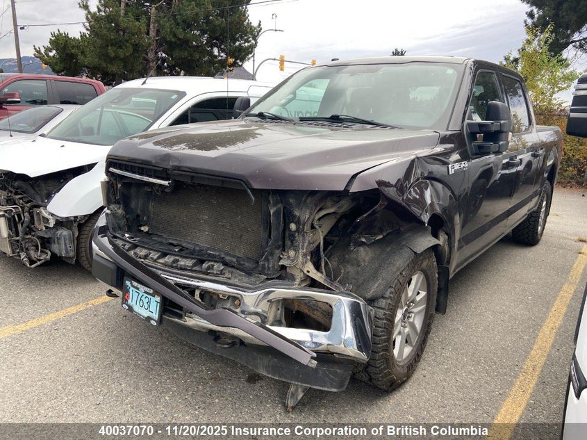 1FTFW1EG7JKC75262 2018 FORD F-150 photo no. 2