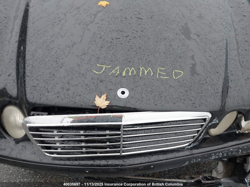 2002 Mercedes-Benz Clk 320 VIN: WDBLJ65G22T102628 Lot: 40035697