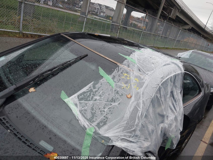 2002 Mercedes-Benz Clk 320 VIN: WDBLJ65G22T102628 Lot: 40035697