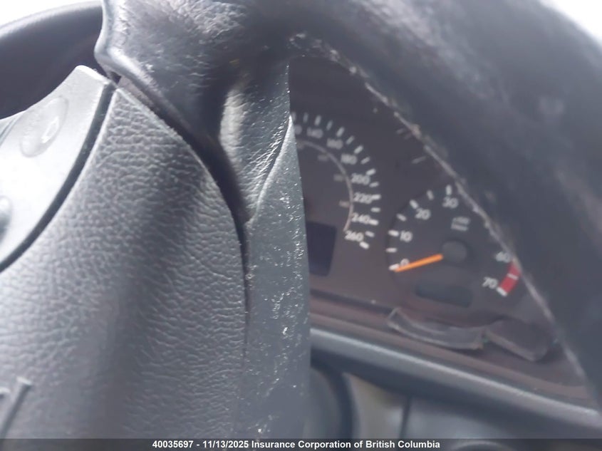 2002 Mercedes-Benz Clk 320 VIN: WDBLJ65G22T102628 Lot: 40035697