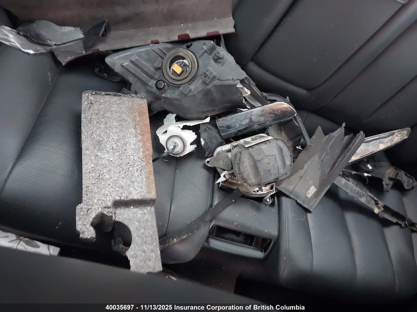 2002 Mercedes-Benz Clk 320 VIN: WDBLJ65G22T102628 Lot: 40035697