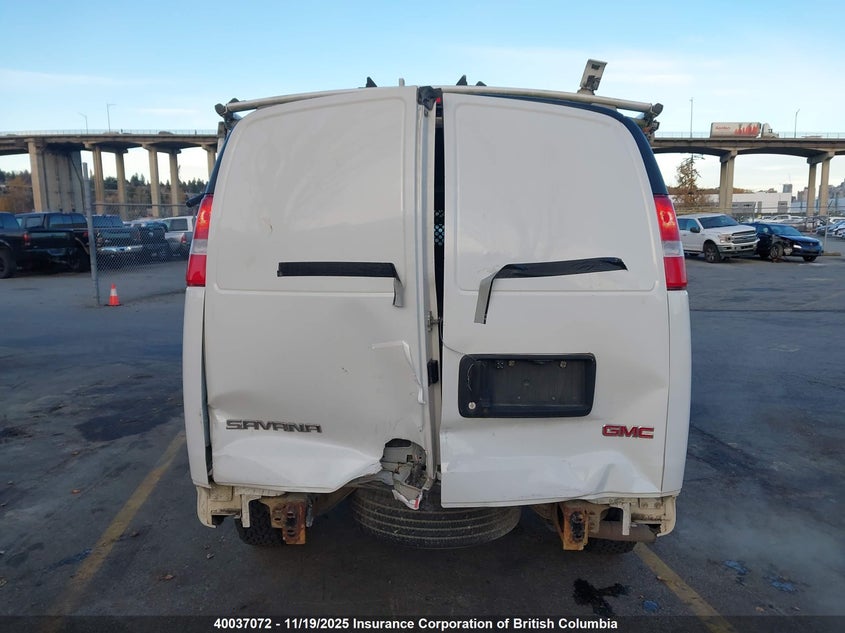 1GTZ7GFG4J1333233 2018 GMC SAVANA photo no. 15