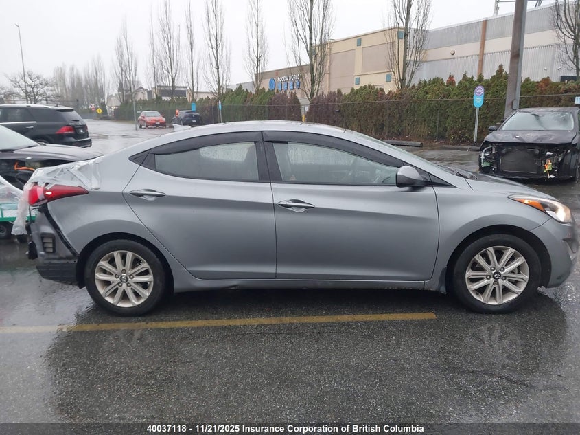 KMHDH4AE3GU582220 2016 HYUNDAI ELANTRA photo no. 13