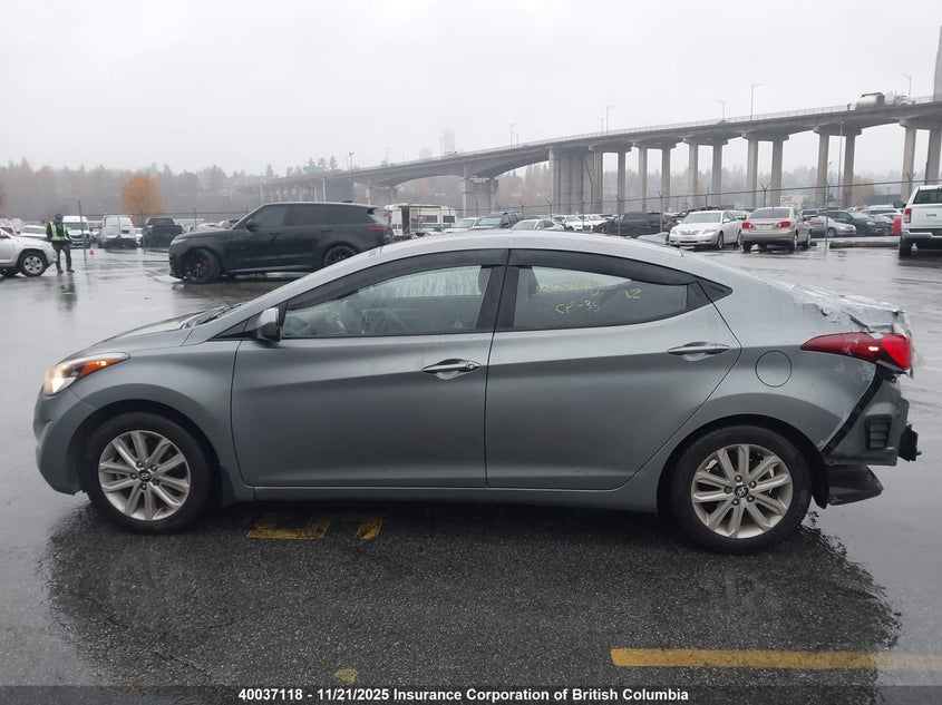 KMHDH4AE3GU582220 2016 HYUNDAI ELANTRA photo no. 14