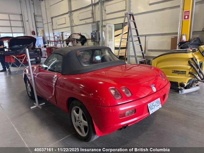 ZFA18300000016761 1996 FIAT BARCHETTA photo no. 3