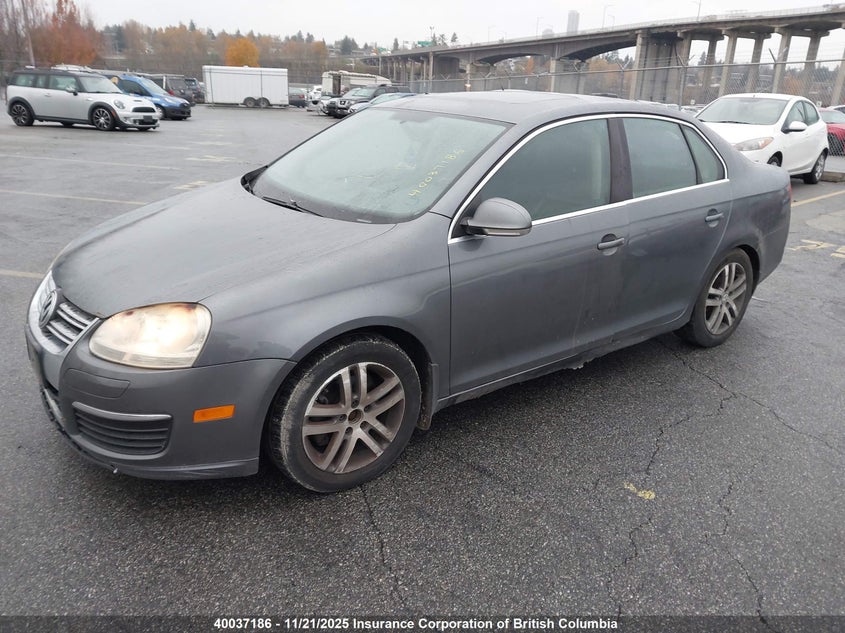 3VWDF71K96M604433 2006 VOLKSWAGEN JETTA photo no. 2