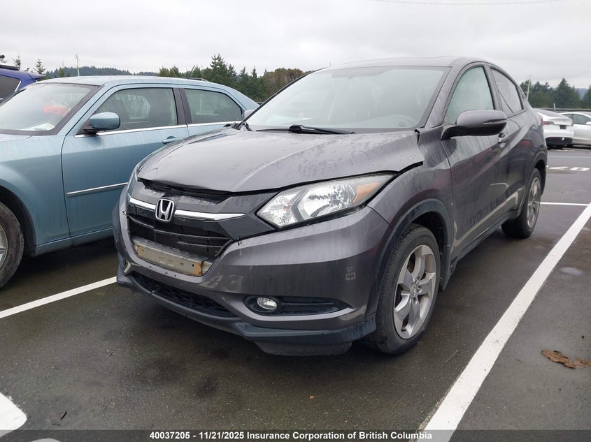 3CZRU5H55JM100788 2018 HONDA HR-V photo no. 2