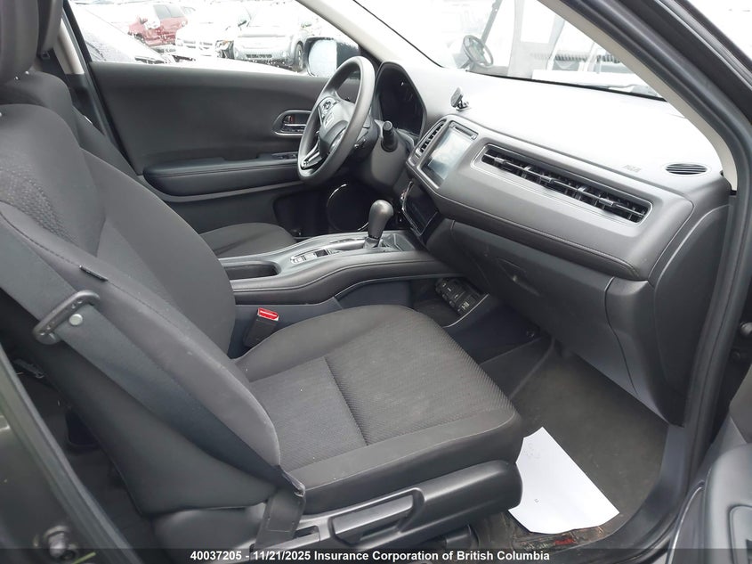 3CZRU5H55JM100788 2018 HONDA HR-V photo no. 5