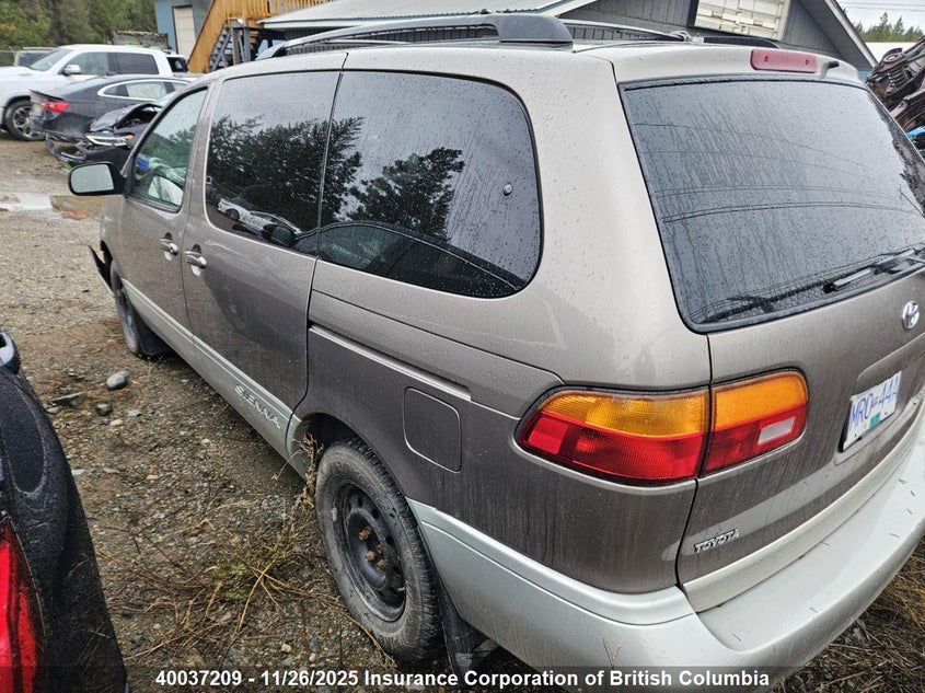 4T3ZF13CXWU057828 1998 TOYOTA SIENNA photo no. 3