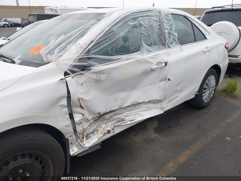 4T1BF1FK5HU332862 2017 TOYOTA CAMRY photo no. 6