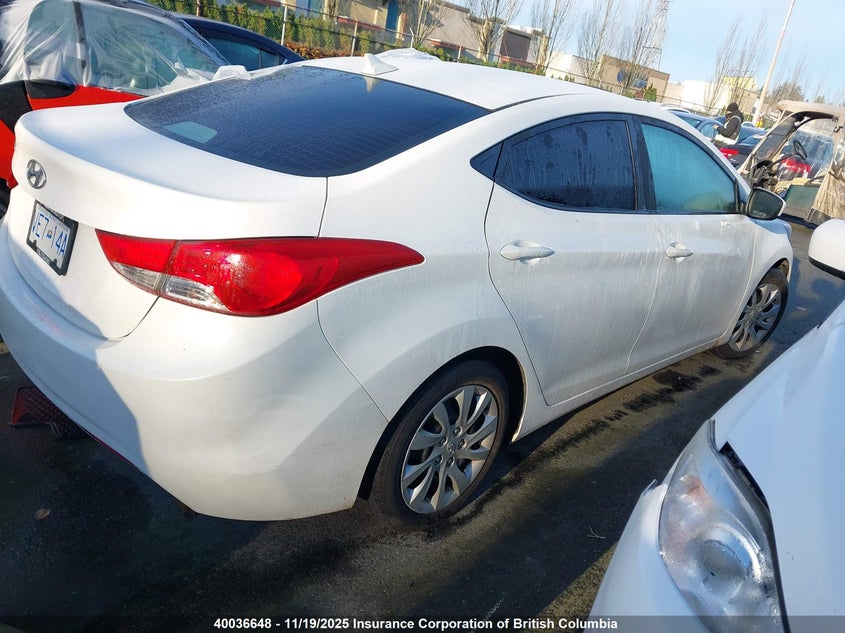 5NPDH4AE9DH179997 2013 HYUNDAI ELANTRA photo no. 4