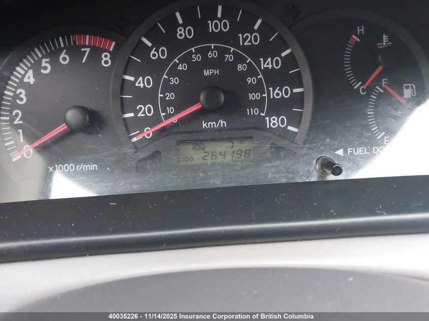 2T1BR32E04C780747 2004 TOYOTA COROLLA photo no. 7