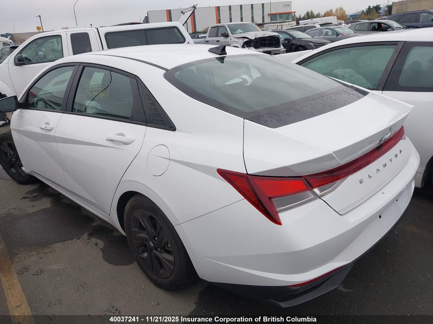 KMHLM4AG8NU244267 2022 HYUNDAI ELANTRA photo no. 3