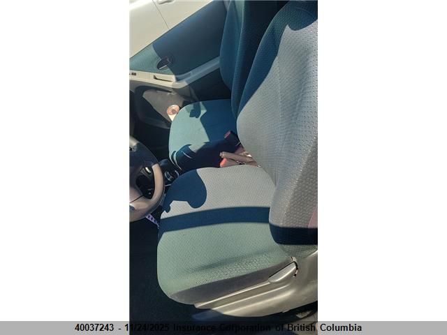 2008 Toyota Yaris VIN: JTDKT923885208119 Lot: 40037243