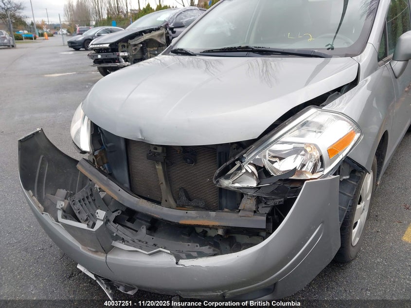 3N1CC1AP1AL446736 2010 NISSAN VERSA photo no. 6