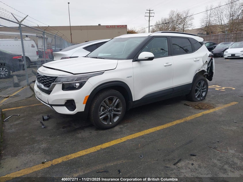 KNDEPCAA5P7449010 2023 KIA SELTOS photo no. 2