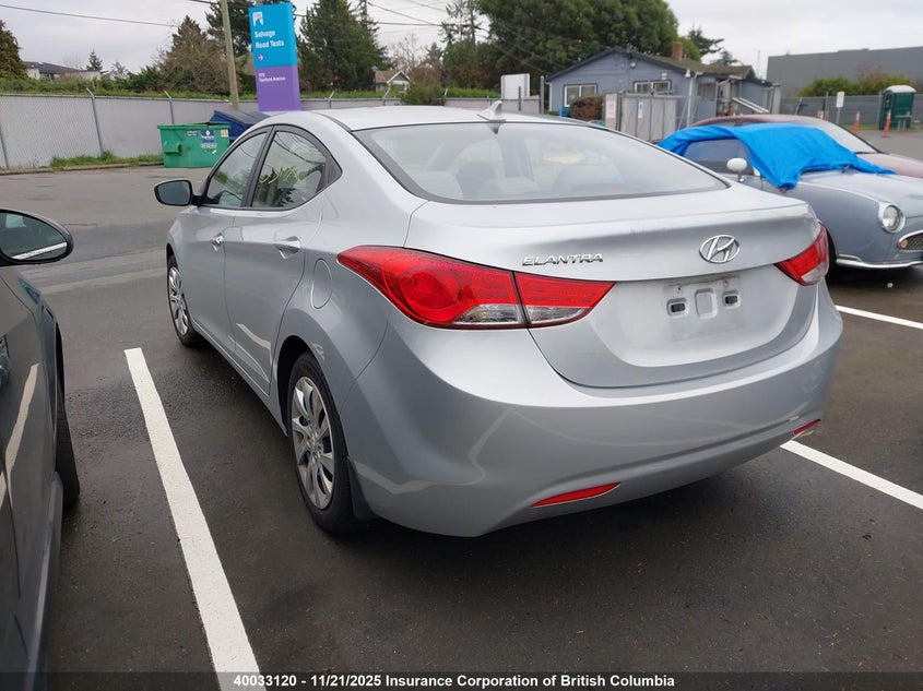 5NPDH4AE9CH064959 2012 HYUNDAI ELANTRA photo no. 3
