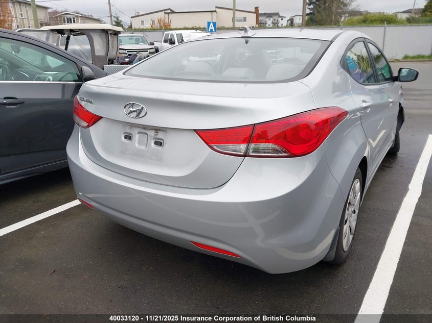 5NPDH4AE9CH064959 2012 HYUNDAI ELANTRA photo no. 4