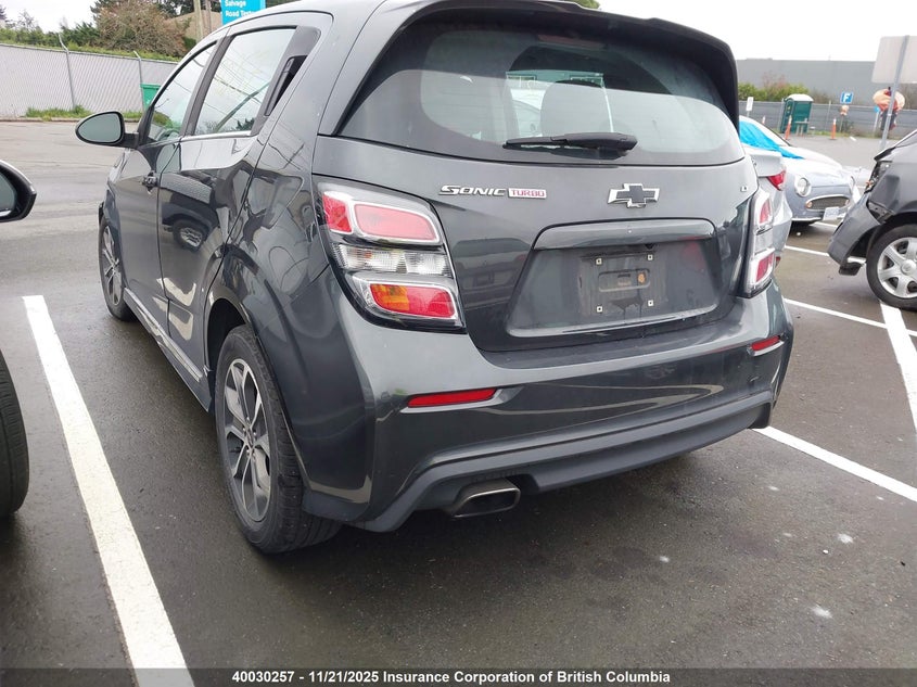 1G1JD6SB3J4114328 2018 CHEVROLET SONIC photo no. 3