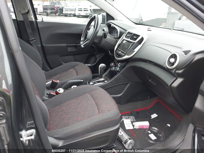 1G1JD6SB3J4114328 2018 CHEVROLET SONIC photo no. 5