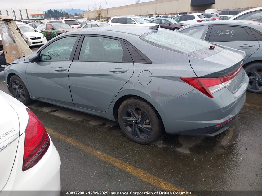 KMHLM4AGXNU350994 2022 HYUNDAI ELANTRA photo no. 3