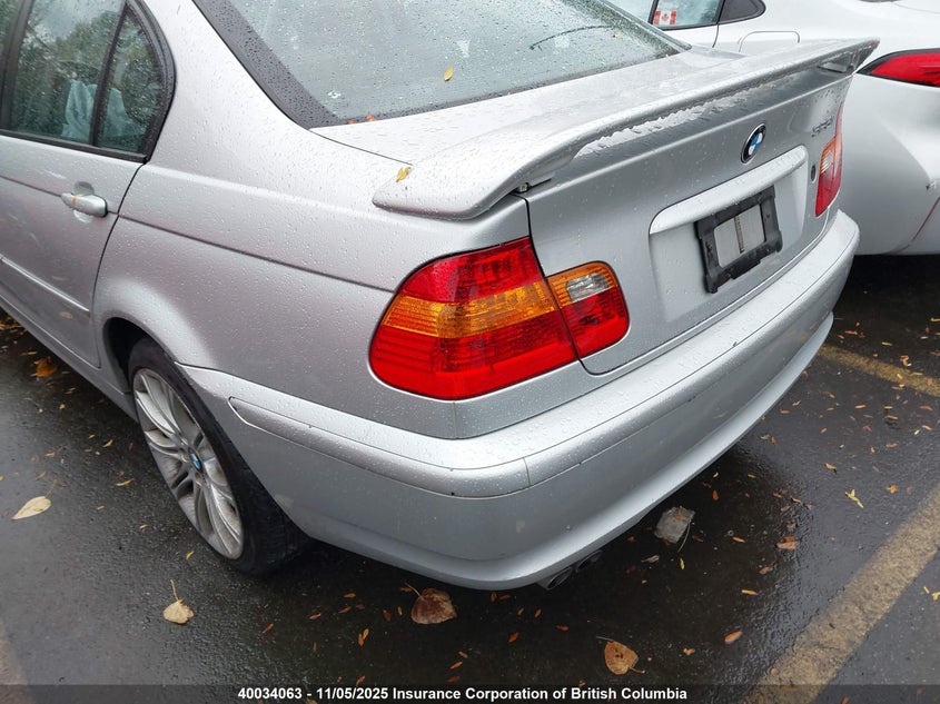 WBAEV33434KR35091 2004 BMW 3ER photo no. 3