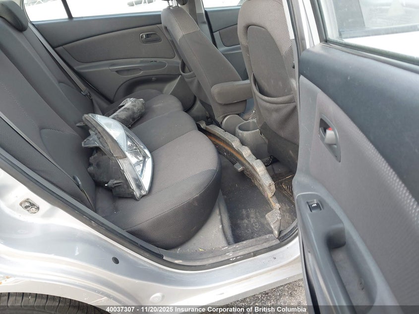 KNADE123186349741 2008 KIA RIO photo no. 8