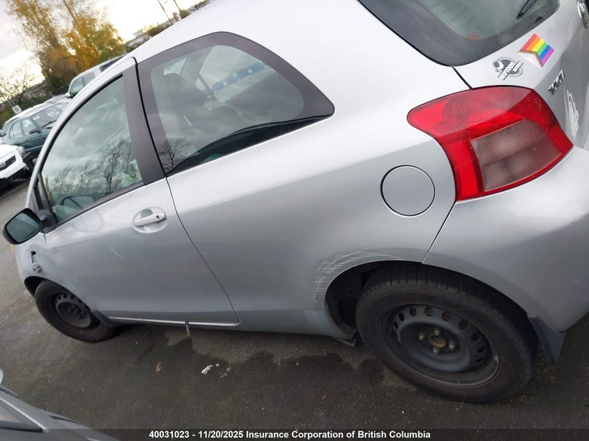 JTDJT923575105640 2007 TOYOTA YARIS photo no. 14