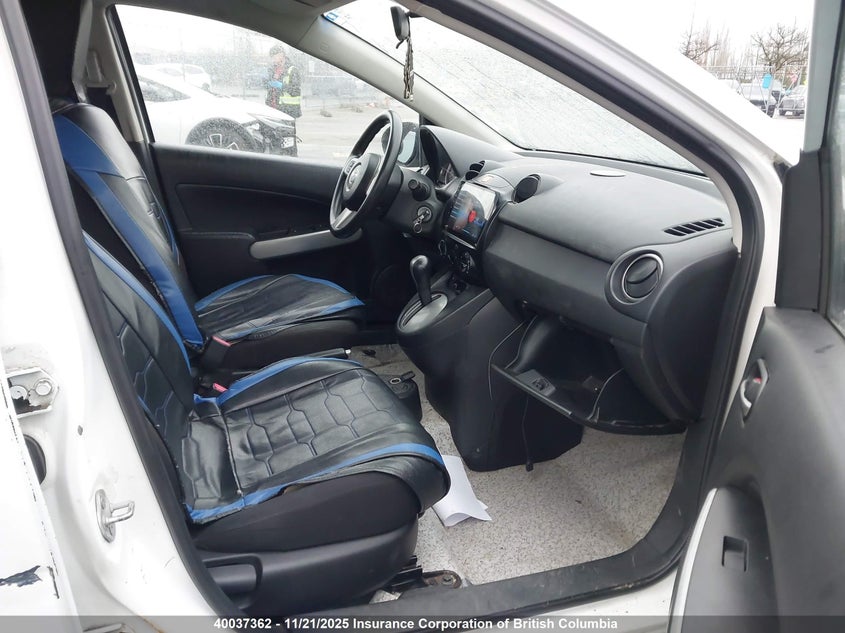 JM1DE1HY3B0105606 2011 MAZDA 2 photo no. 5