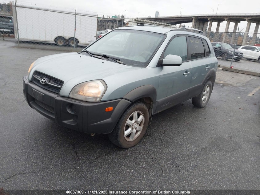 KM8JM12D45U054556 2005 HYUNDAI TUCSON photo no. 2