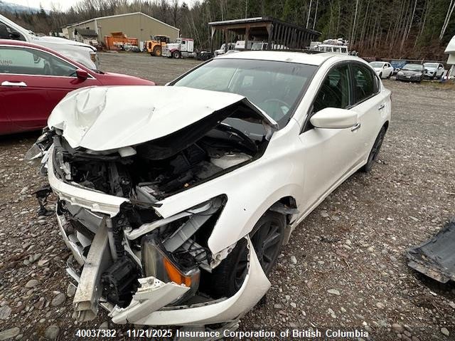 1N4AL3AP2DN519932 2013 NISSAN ALTIMA photo no. 2