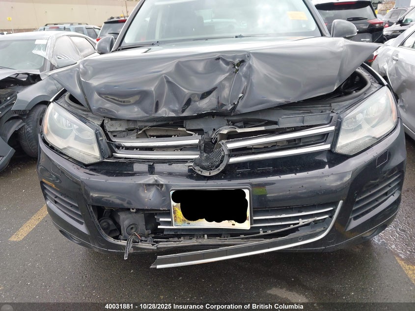 WVGEK9BP6CD006005 2012 VOLKSWAGEN TOUAREG photo no. 12