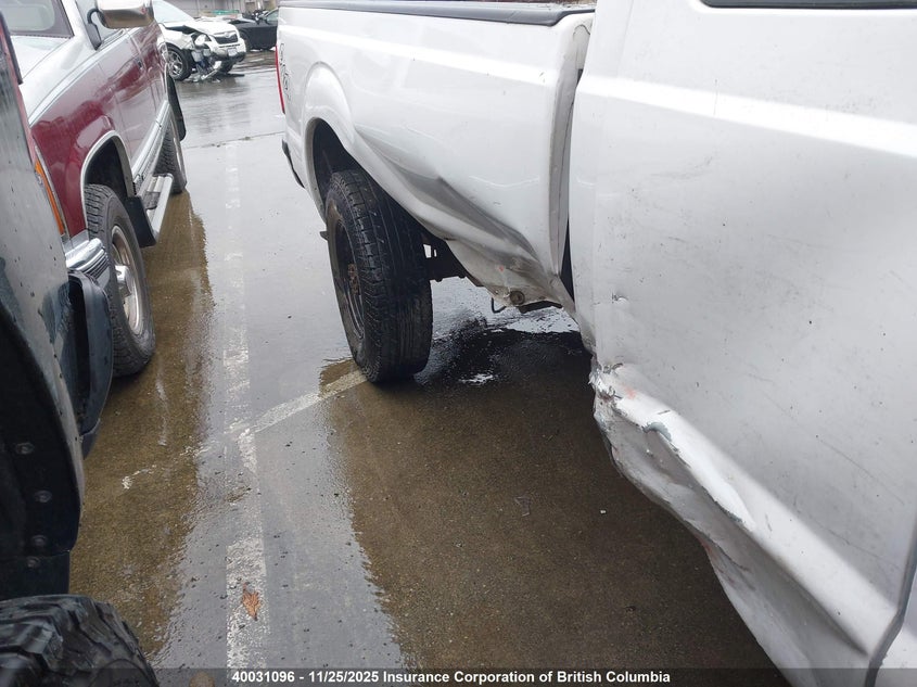 2001 Ford F250 Super Duty VIN: 1FTNX20L91EA83830 Lot: 40031096