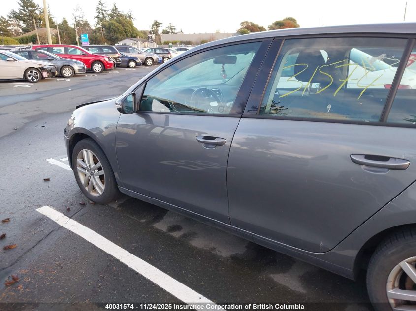 2010 Volkswagen Golf VIN: WVWDA9AJ2AW157876 Lot: 40031574