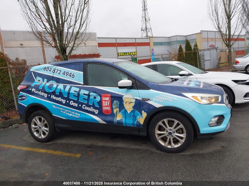 1FMCU9GD9HUD70331 2017 FORD ESCAPE photo no. 13
