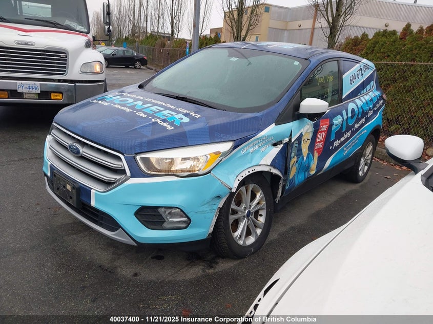 1FMCU9GD9HUD70331 2017 FORD ESCAPE photo no. 2